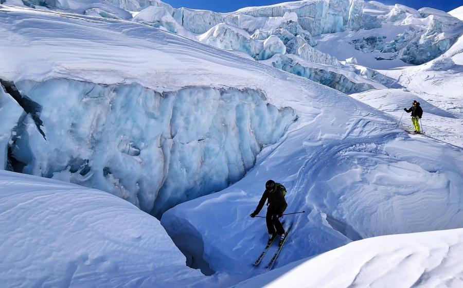 Security chamonix ski guide