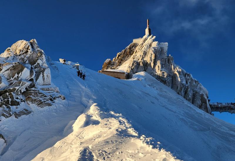 vallee blanche guide